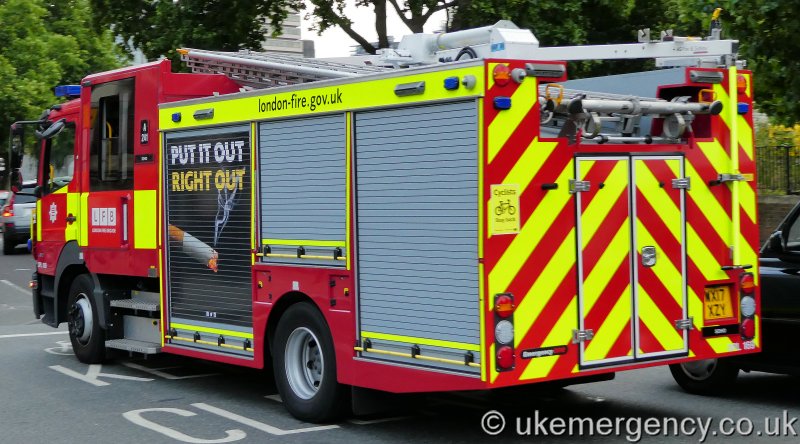 WX17 XZY London Fire Brigade Mercedes Atego / Emergency One | UK ...